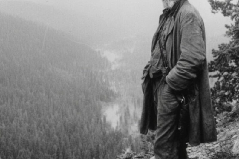 Un vieux montagnard du Montana révèle ce qui rôde dans la nature sauvage de Bitterroot