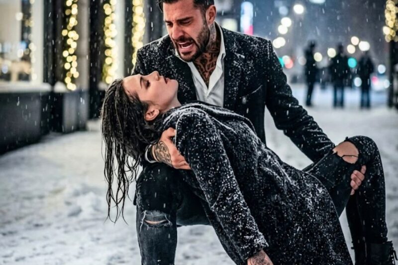 Il boss mafioso andò su tutte le furie quando trovò la sua segretaria congelata nella neve durante una festa.