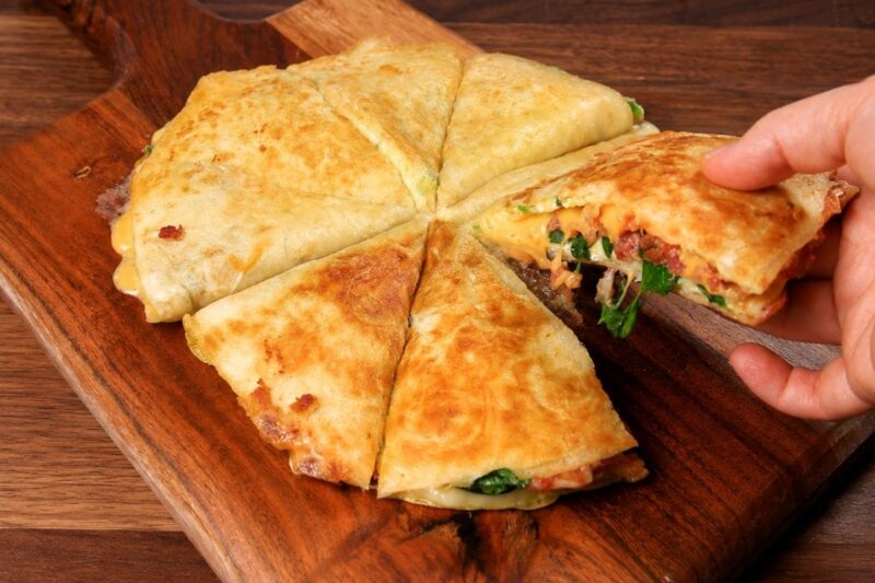 Una colazione veloce pronta in pochi minuti! 4 deliziose ricette con le tortillas.